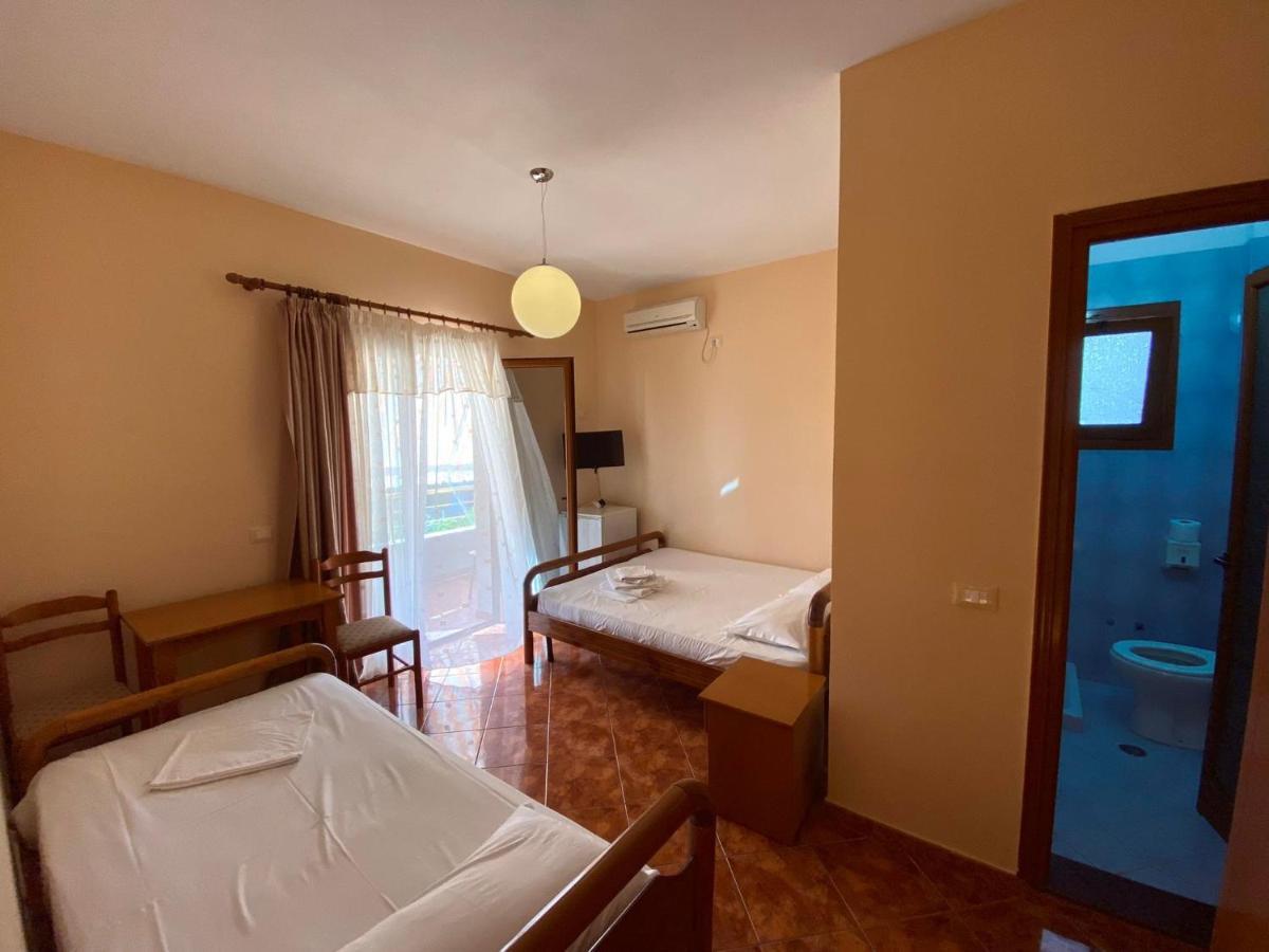 Maria Rentals Radhime Bagian luar foto