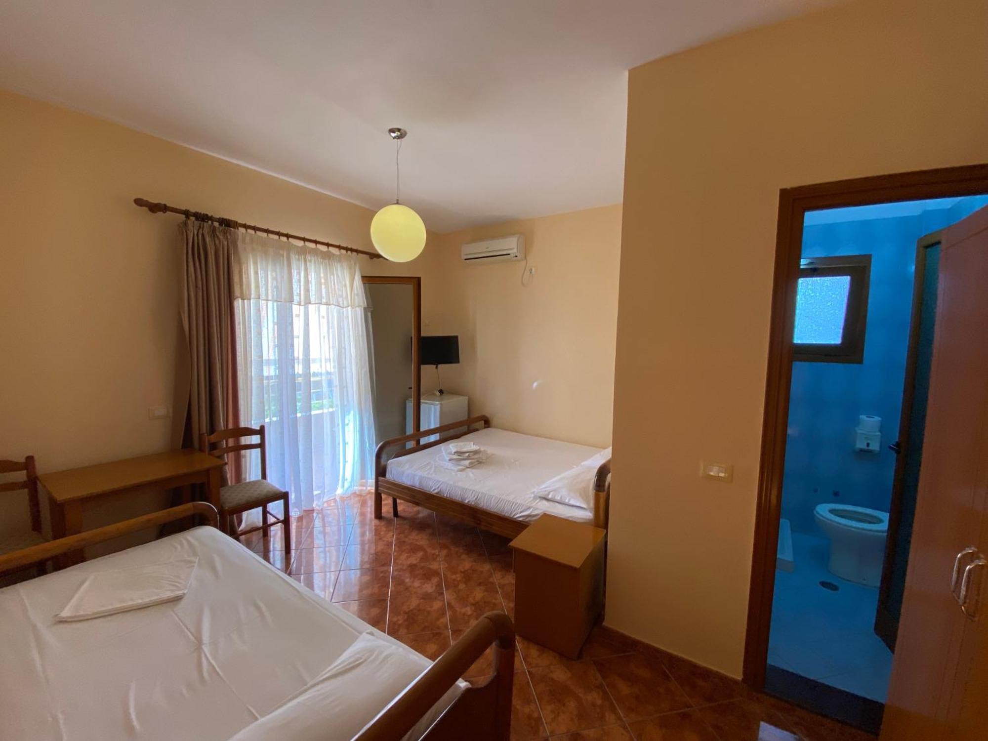 Maria Rentals Radhime Bagian luar foto